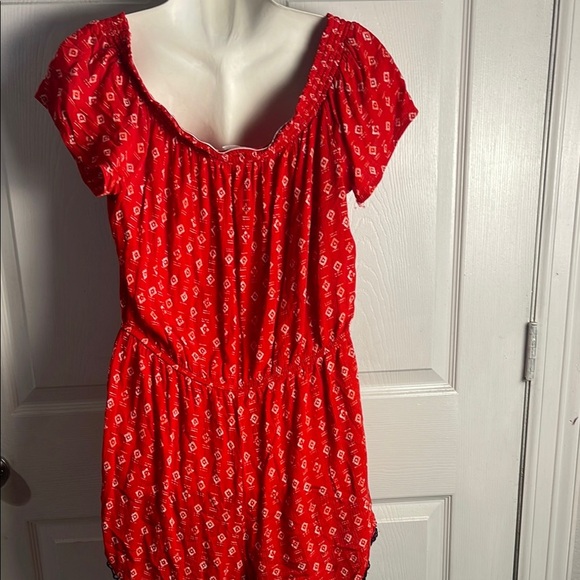 Red Bohemian Short Sleeve shorts - Picture 5 of 8